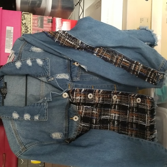 2 pc Denim Skirt Set - Picture 4 of 4